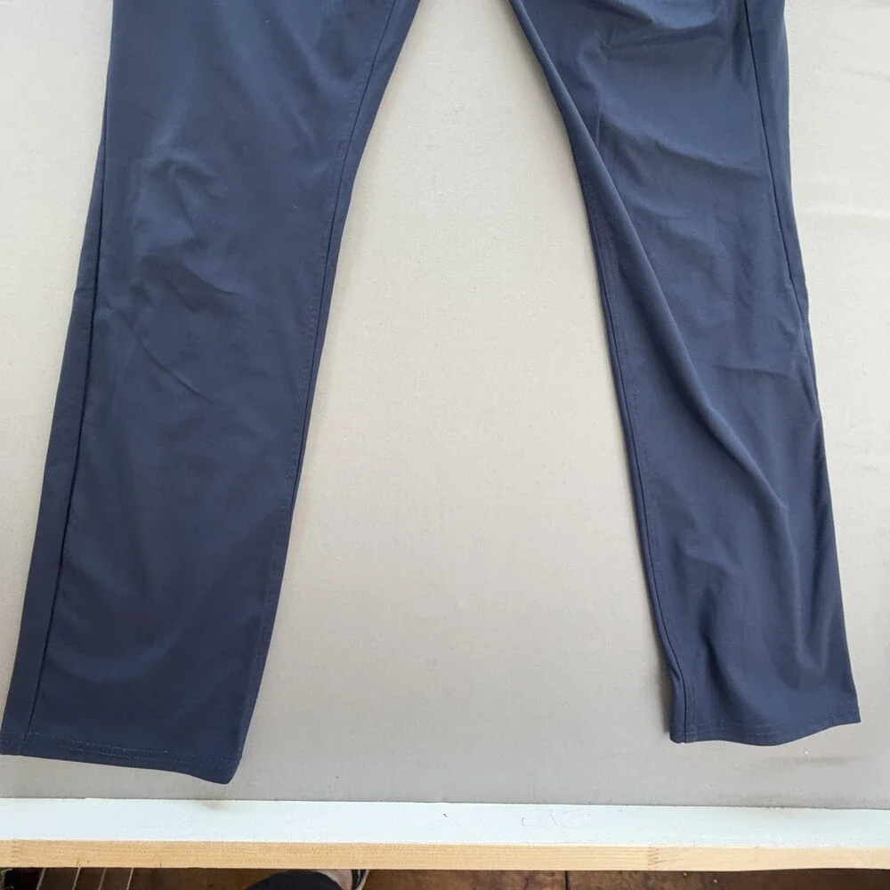 Puma Pants Mens FITS 34x33 Blue Stretch Khakis Golf 5 Pocket Performance Casual